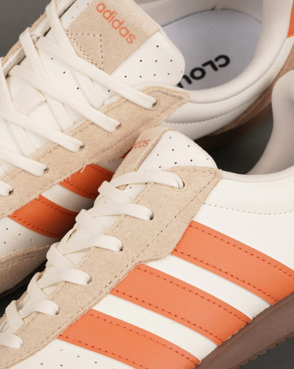 Adidas Barreda Lo Trainers Off White / Orange - Image 3