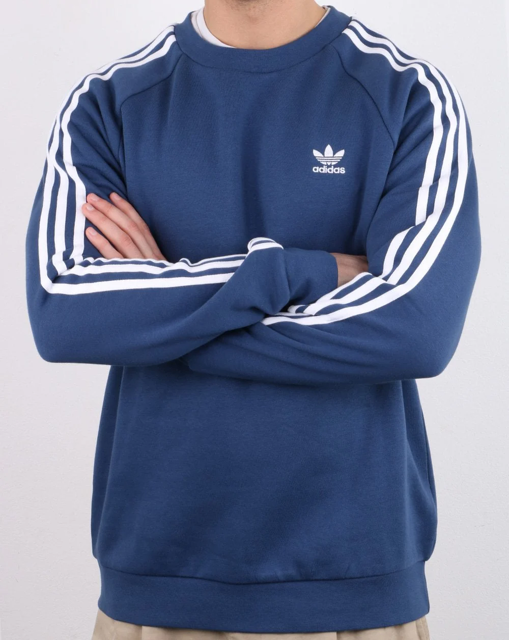 Adidas Originals 3 Stripes Crew Sweat Night Marine - Image 3