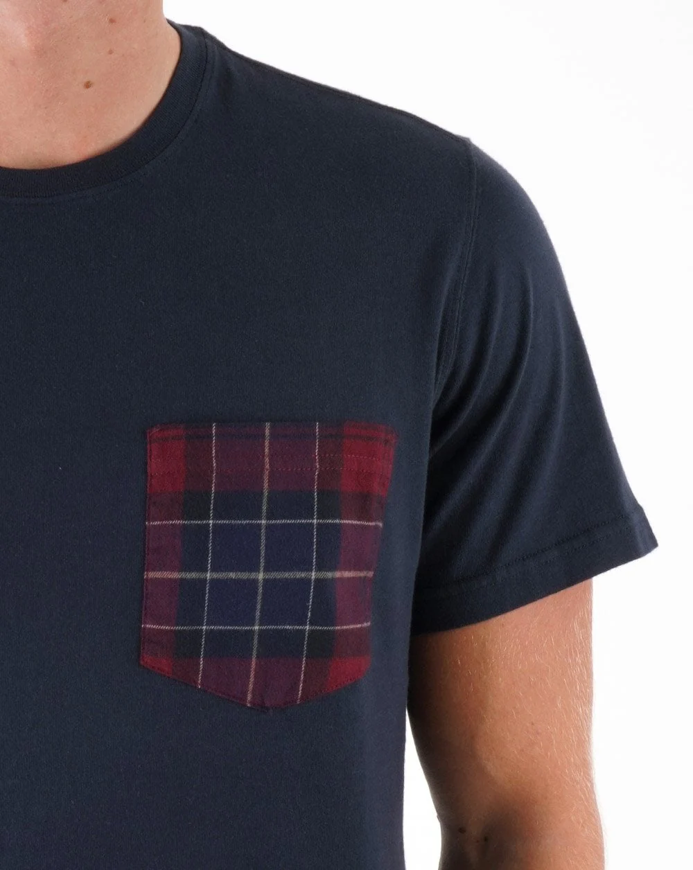 Barbour Goole Pocket T-shirt Navy - Image 2