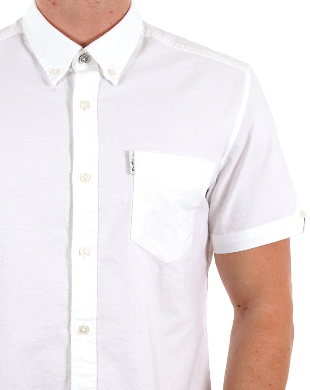 Ben Sherman Short Sleeve Oxford Shirt in White - Image 2