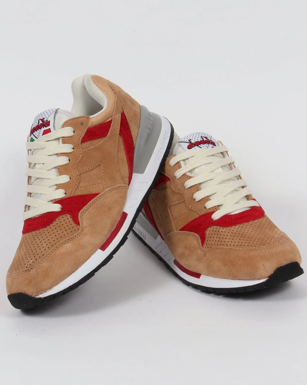 Diadora Intrepid Premium Trainers Beige Juta - Image 3