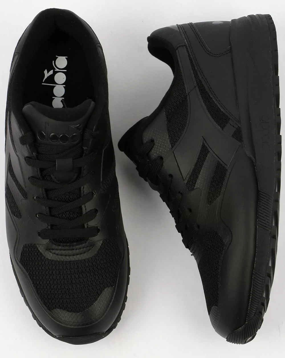 Diadora N902 MM Trainers Triple Black - Image 2