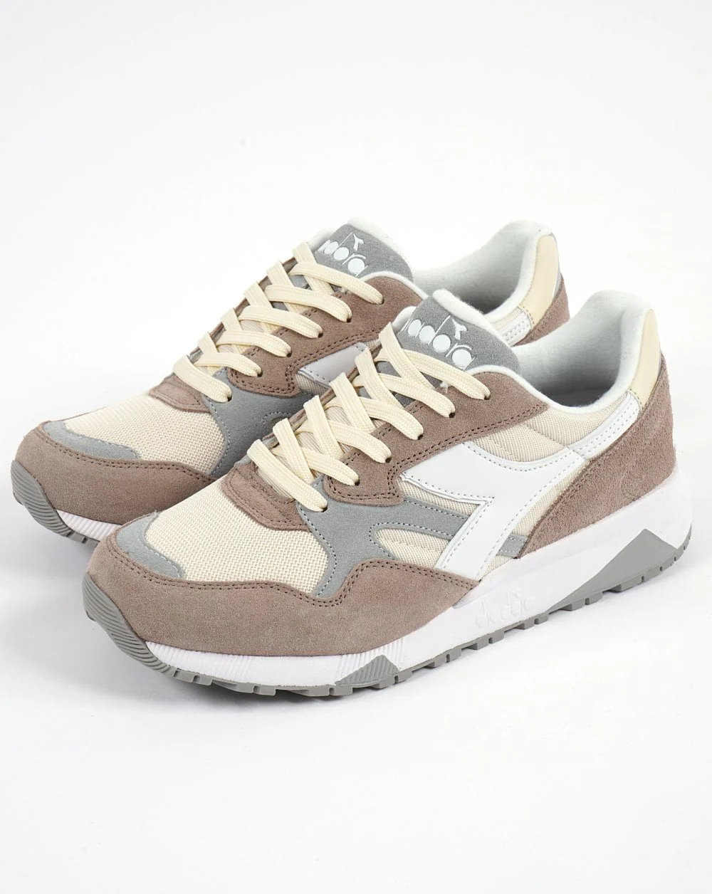 Diadora N902 Trainer Coffee/Cream - Image 3