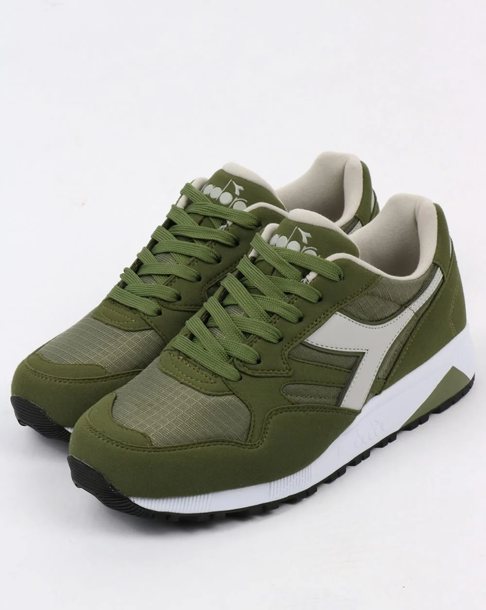 Diadora N902 Trainers Green Olive - Image 3