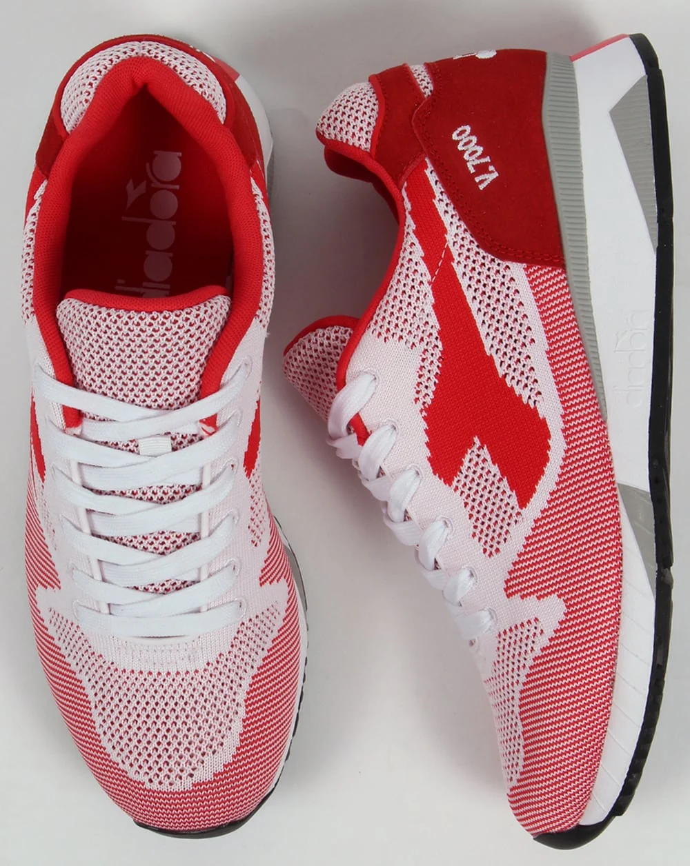 Diadora V7000 Weave Trainers Red - Image 2
