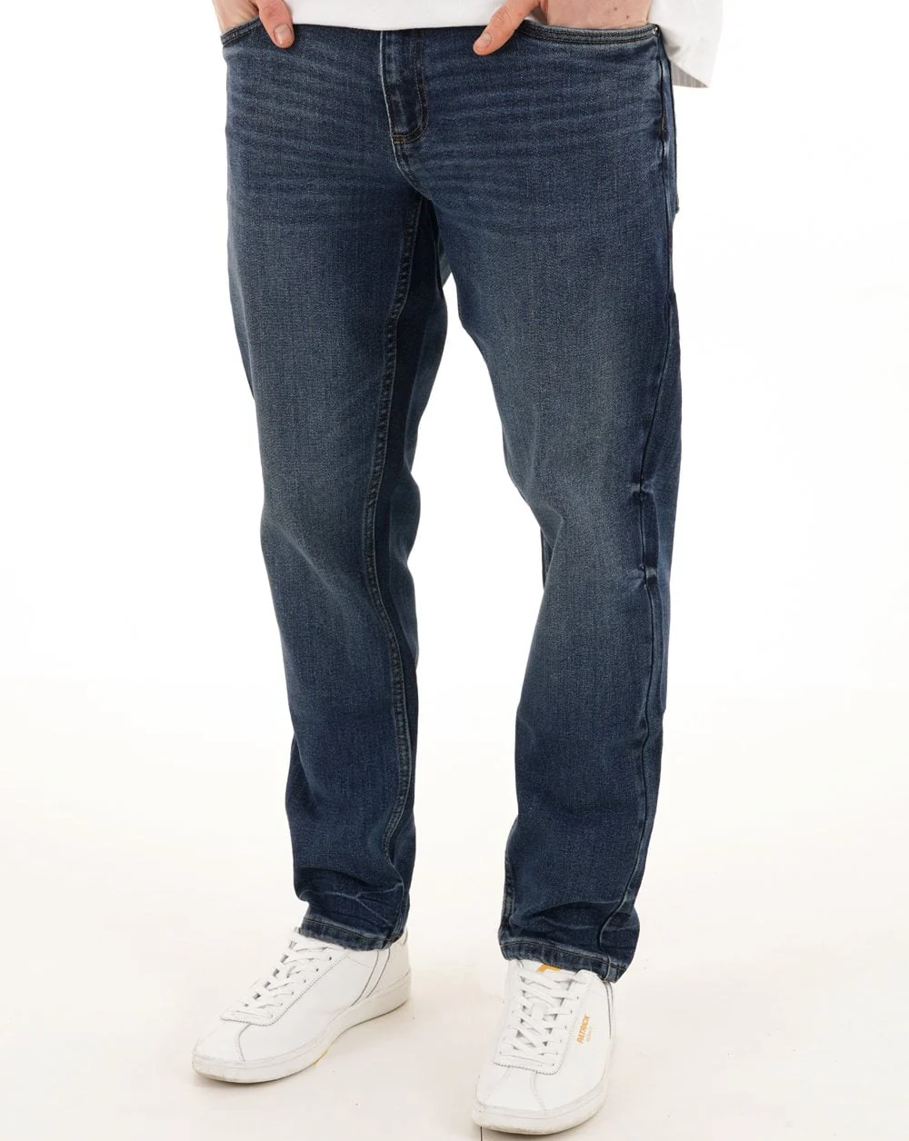 Farah Elm Slim Fit Jeans Worn Rinse - Image 2