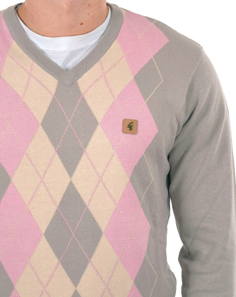 Gabicci Vintage Diamond V Neck Grey Pink - Image 3