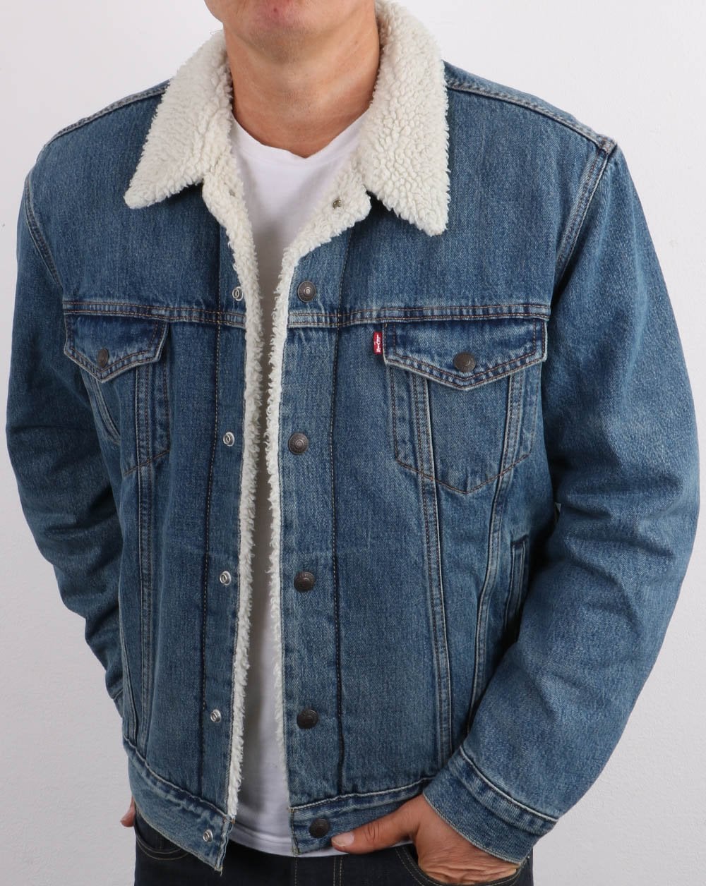 Levis Sherpa Trucker Jacket - Image 2