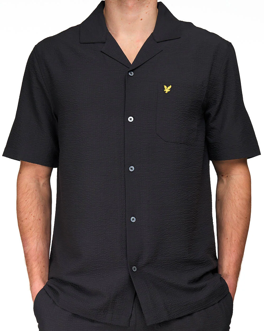 Lyle & Scott Crinkle Resort SS Shirt Jet Black - Image 3