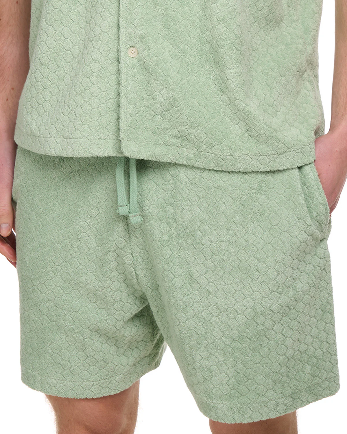 Lyle & Scott Honeycomb Towelling Shorts Sage Green - Image 3