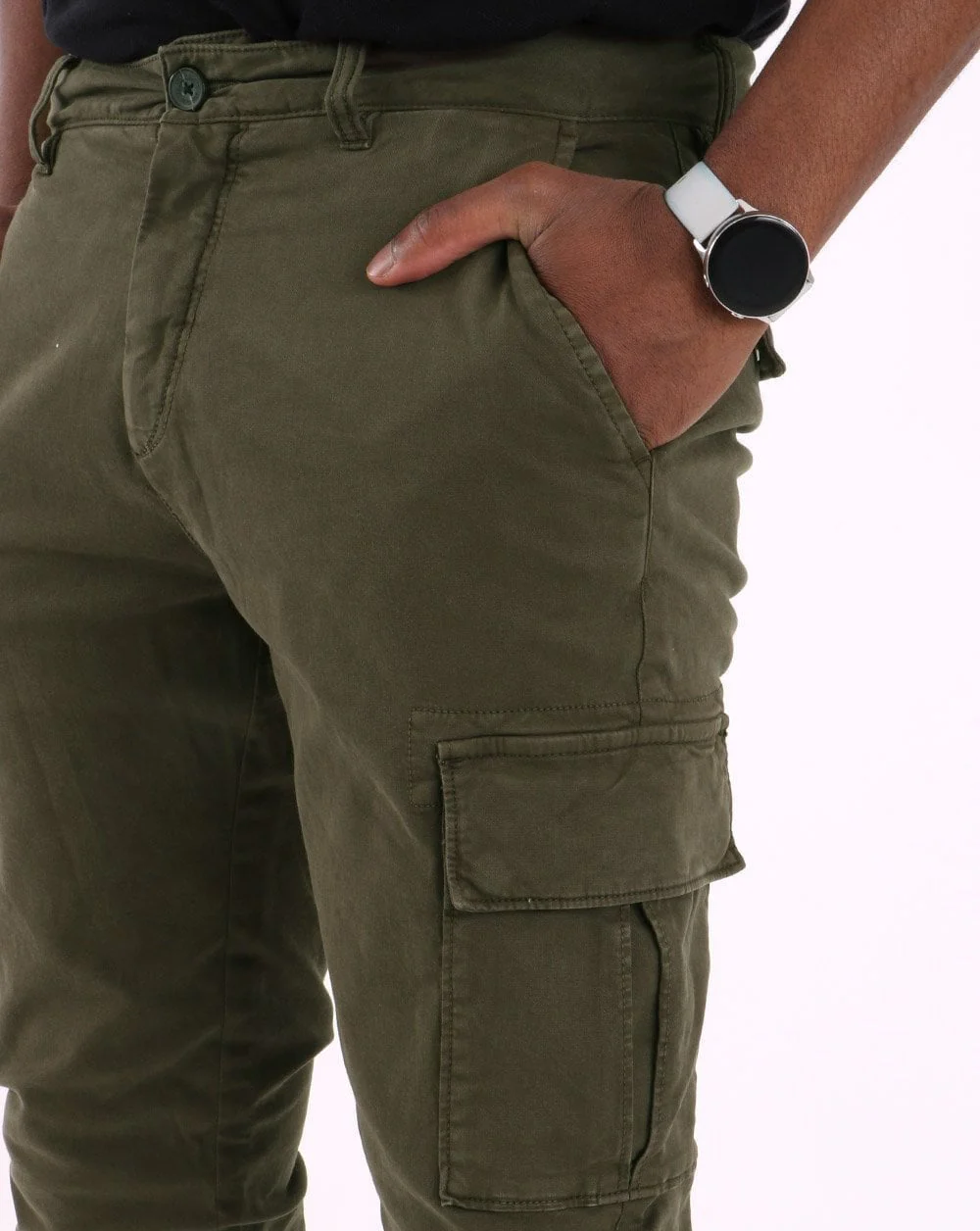 Lyle & Scott Cargo Trouser Olive - Image 2