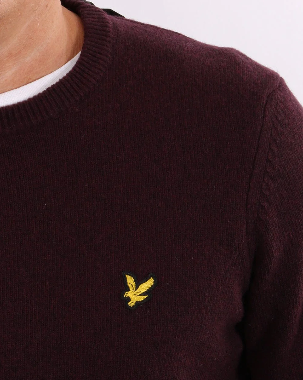 Lyle & Scott Crew Neck Lambswool Knit Burgundy - Image 2