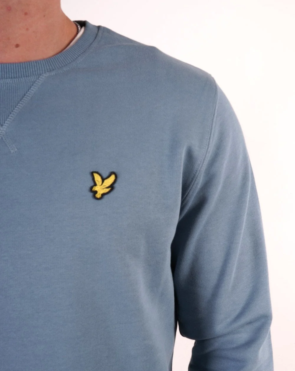Lyle & Scott Crew Neck Sweatshirt Skipton Blue - Image 2