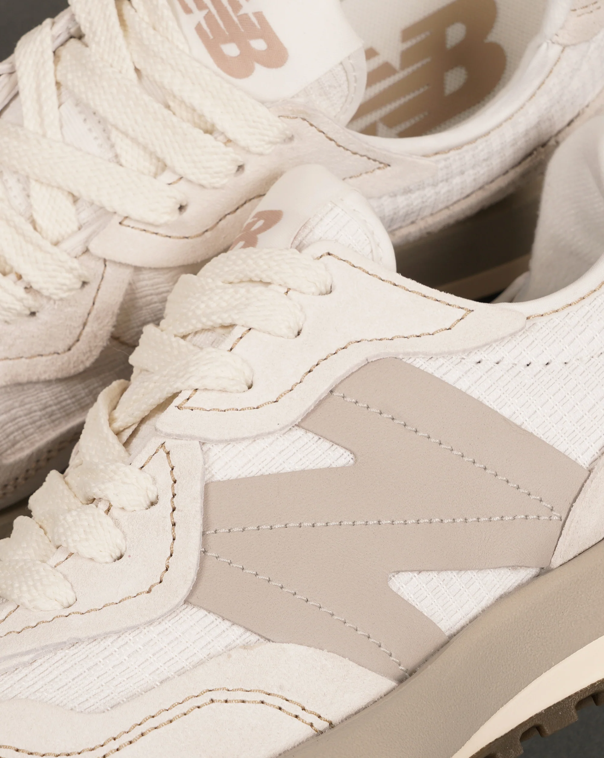 New Balance 327 Trainers Sea Salt - Image 3