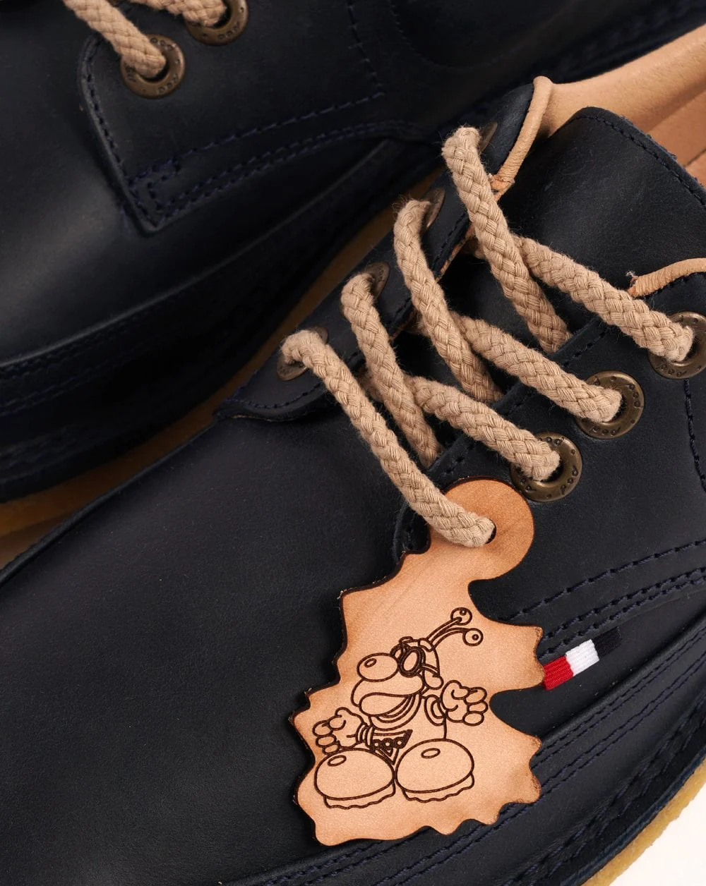 Pod Bolan Oiled Leather Shoe Navy - Image 2