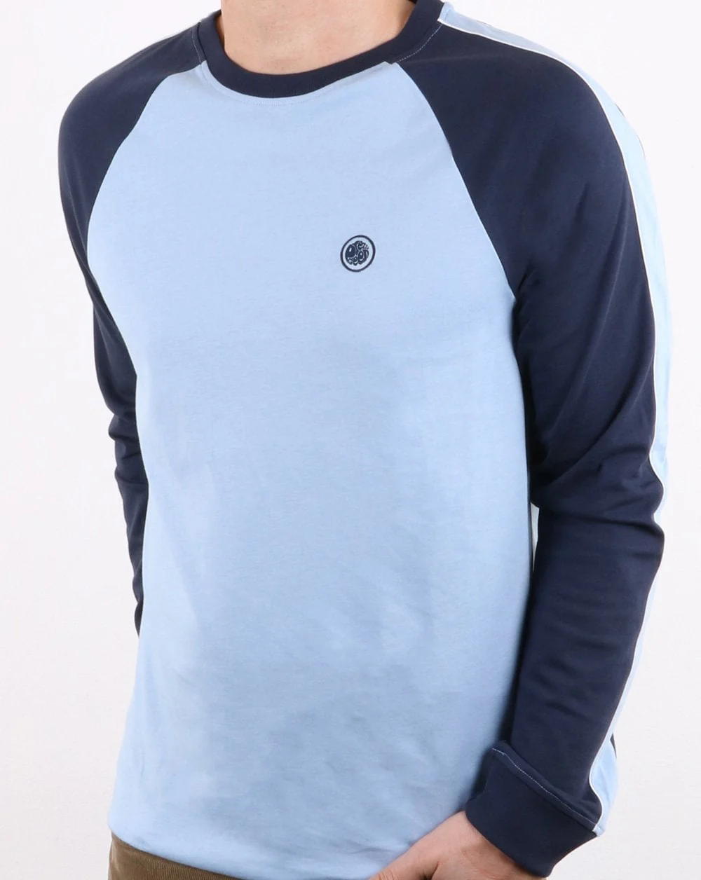 Pretty Green Retro 90s T-shirt Sky-Navy - Image 3
