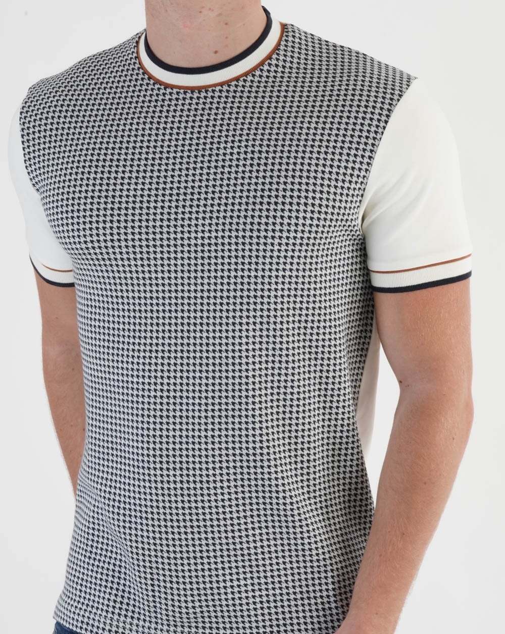 Ska & Soul Houndstooth Panel T-shirt Ecru - Image 3